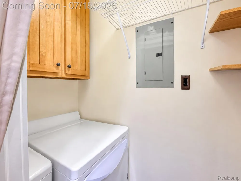 39144 Hayes Road Clinton Charter Township, MI 48038