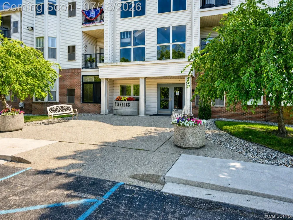 39144 Hayes Road Clinton Charter Township, MI 48038