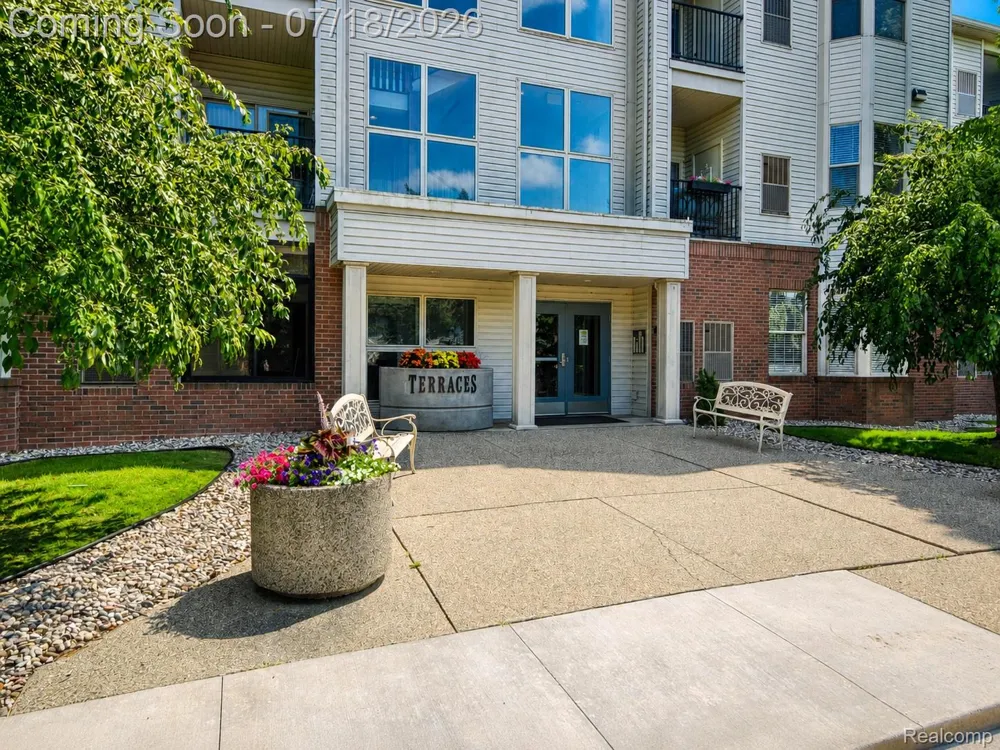 39144 Hayes Road Clinton Charter Township, MI 48038