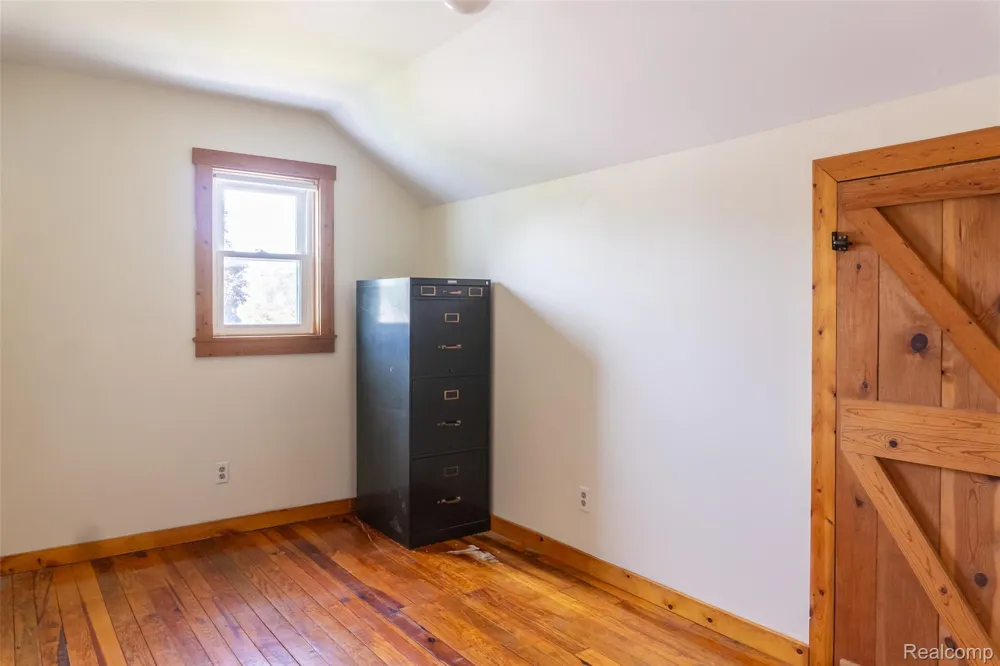 20301 Huron River Drive Rockwood City, MI 48173