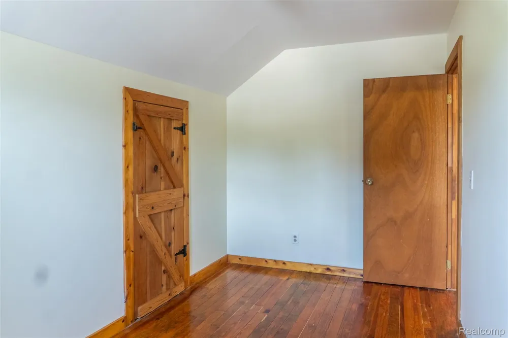 20301 Huron River Drive Rockwood City, MI 48173