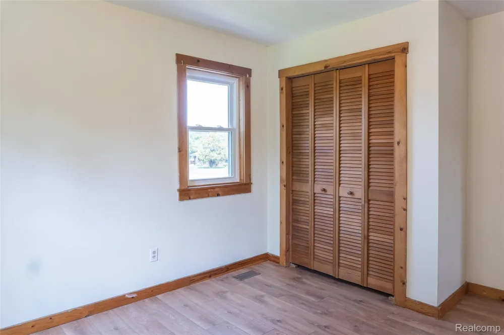 20301 Huron River Drive Rockwood City, MI 48173