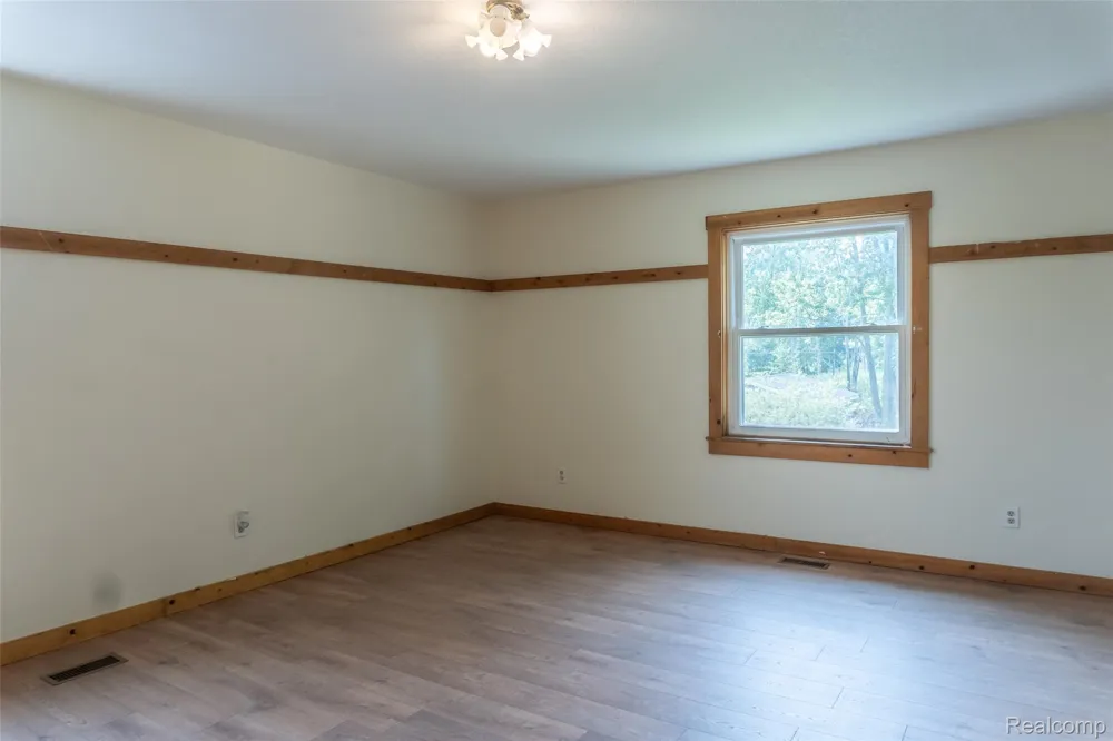 20301 Huron River Drive Rockwood City, MI 48173
