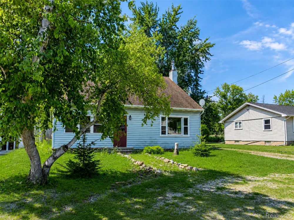 20301 Huron River Drive Rockwood City, MI 48173