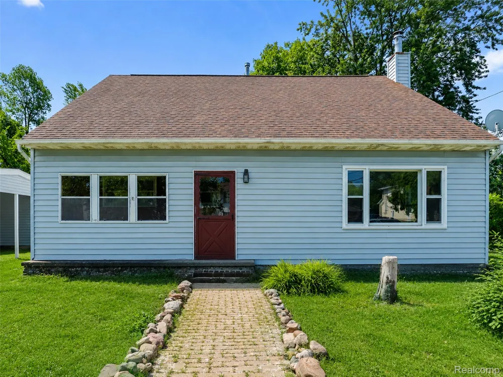 20301 Huron River Drive Rockwood City, MI 48173