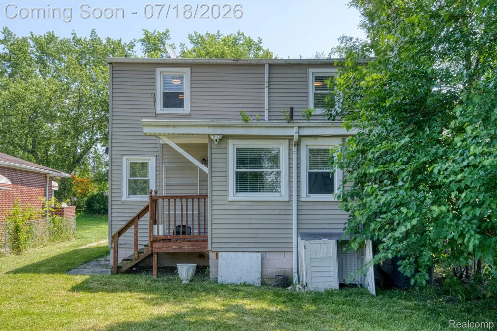 5660 Kingston Street Dearborn Heights City, MI 48125