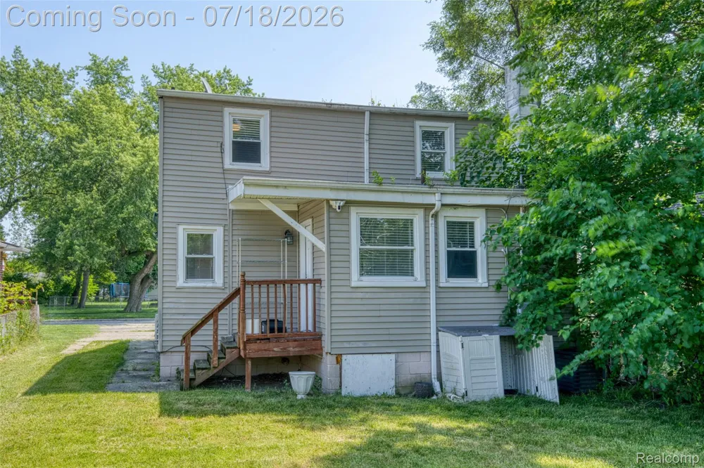 5660 Kingston Street Dearborn Heights City, MI 48125
