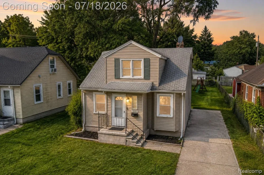 5660 Kingston Street Dearborn Heights City, MI 48125