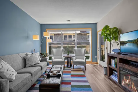 301 Oak Grove Street #308
