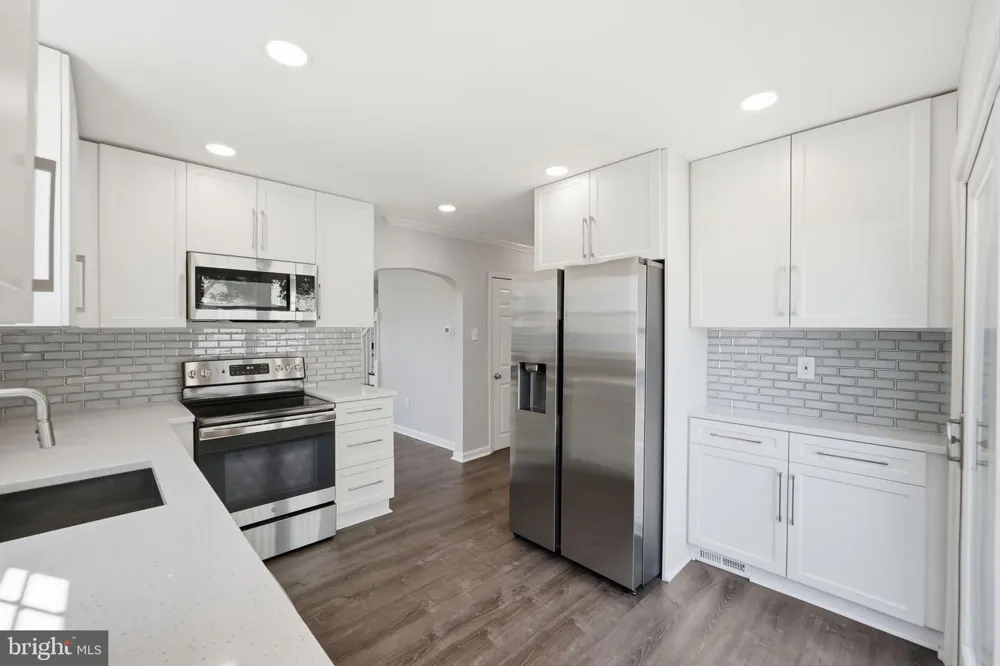 176 CARROLL ROAD Pasadena, MD 21122