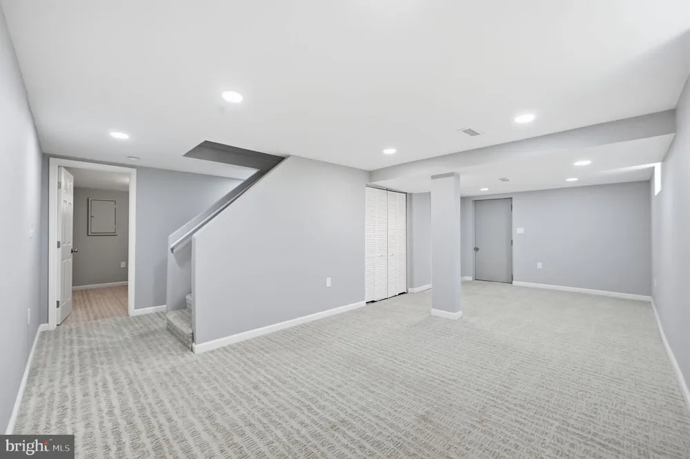176 CARROLL ROAD Pasadena, MD 21122