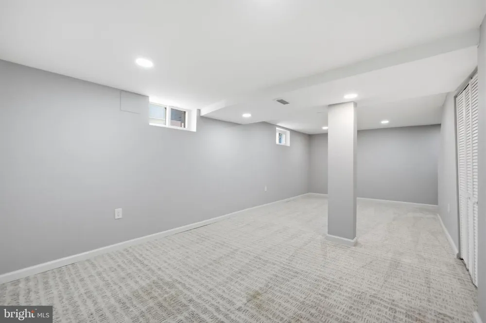 176 CARROLL ROAD Pasadena, MD 21122
