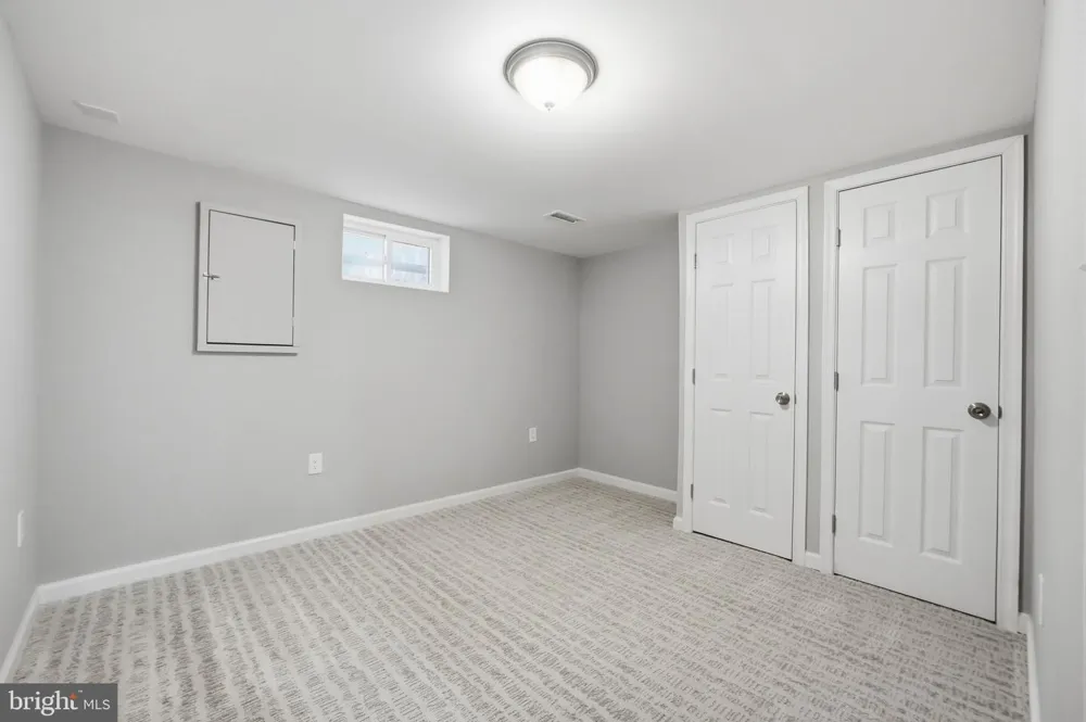 176 CARROLL ROAD Pasadena, MD 21122