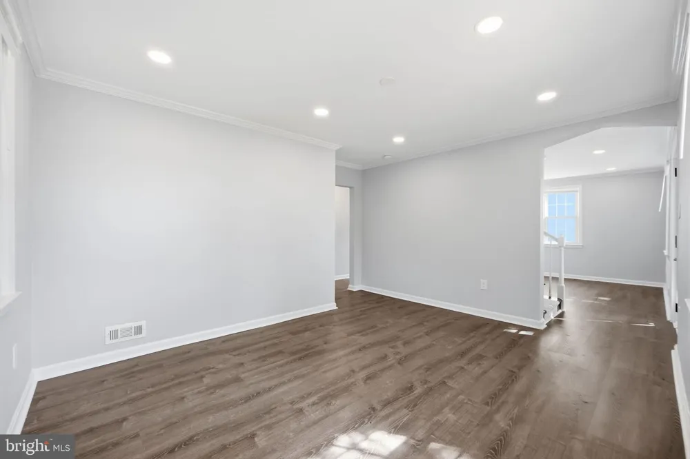 176 CARROLL ROAD Pasadena, MD 21122