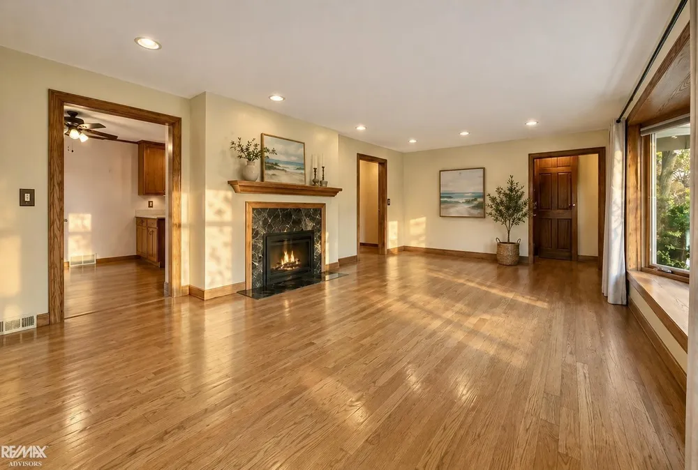 28900 S River Road Harrison Charter Township, MI 48045