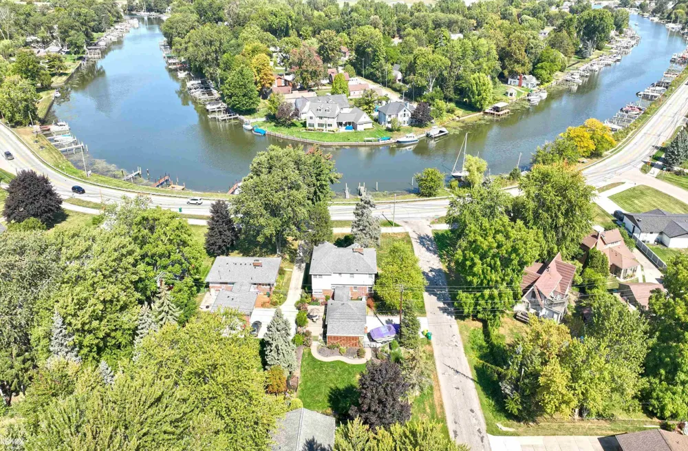 28900 S River Road Harrison Charter Township, MI 48045