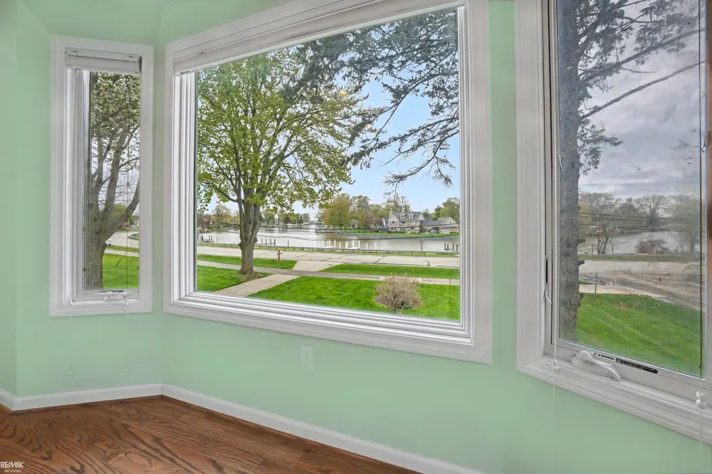 28900 S River Road Harrison Charter Township, MI 48045