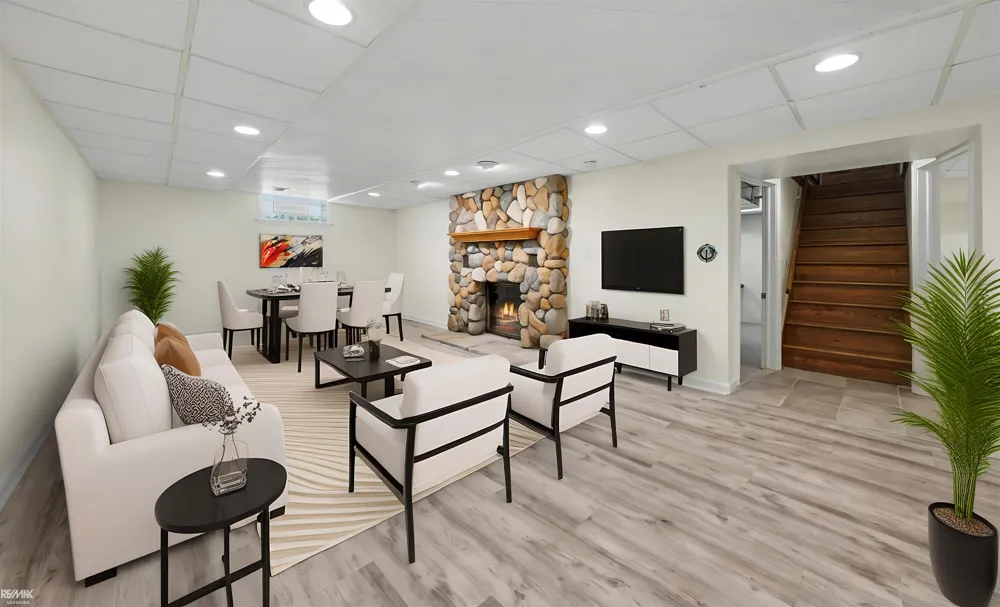 28900 S River Road Harrison Charter Township, MI 48045
