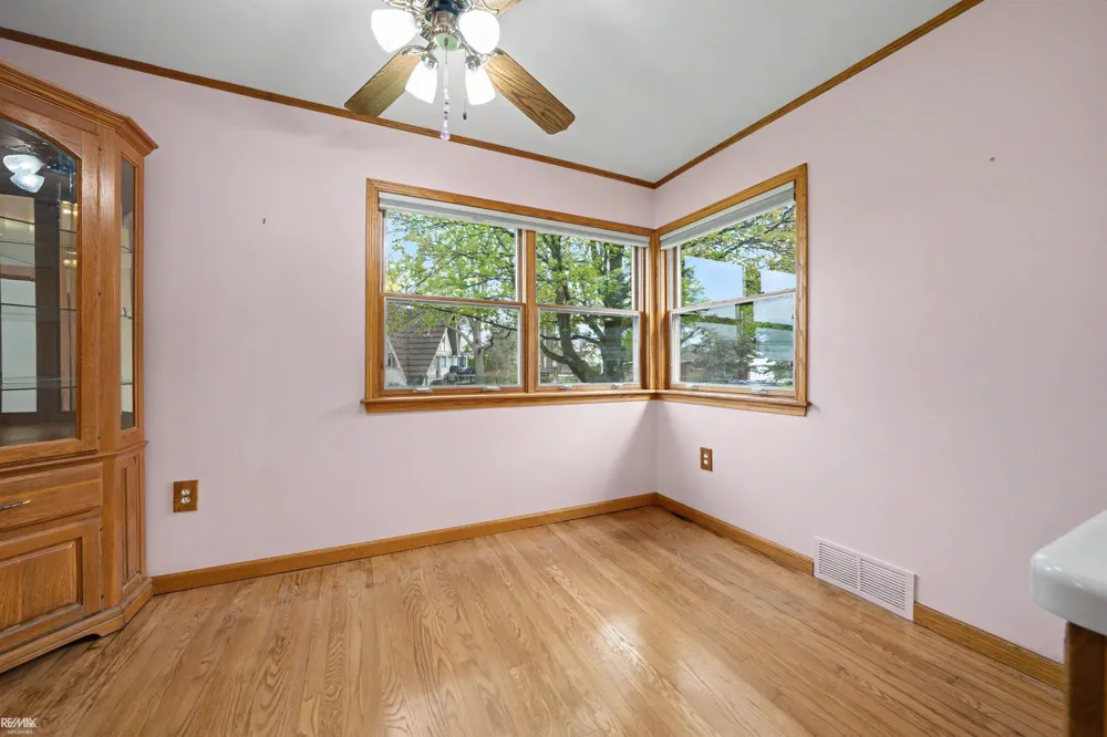 28900 S River Road Harrison Charter Township, MI 48045