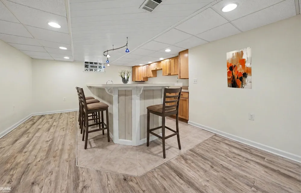 28900 S River Road Harrison Charter Township, MI 48045