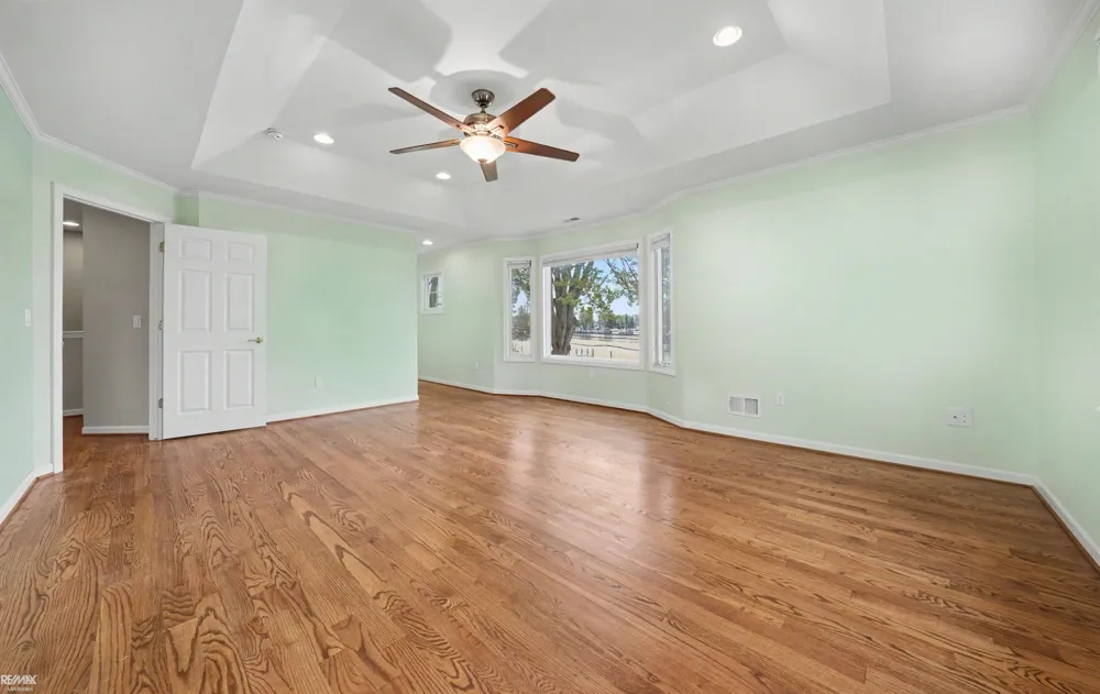 28900 S River Road Harrison Charter Township, MI 48045