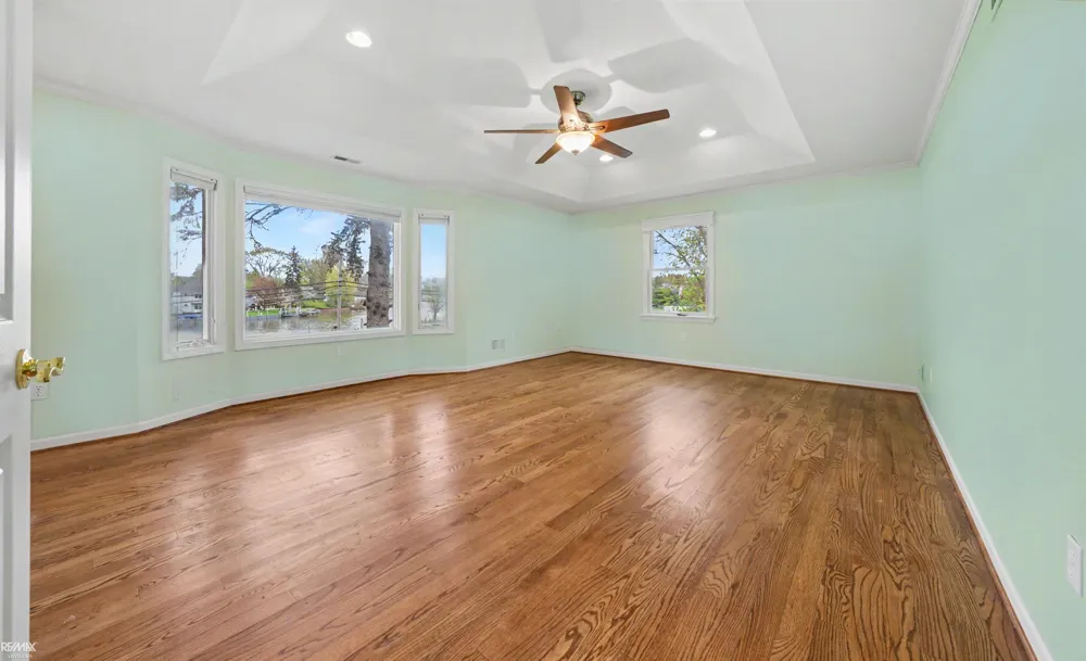 28900 S River Road Harrison Charter Township, MI 48045