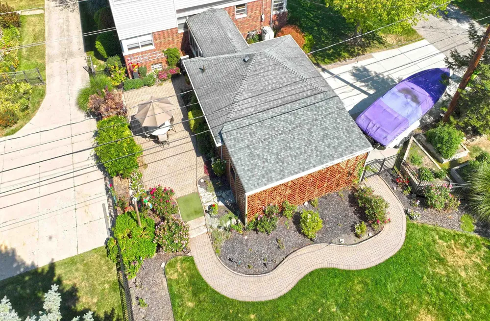 28900 S River Road Harrison Charter Township, MI 48045