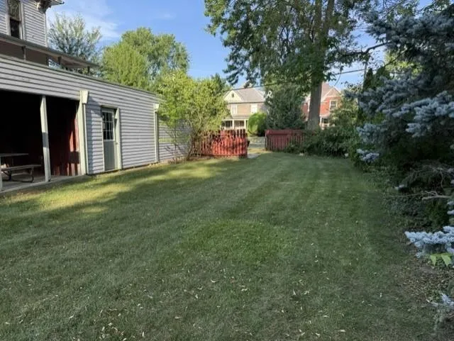 424 Center Street Alma City, MI 48801
