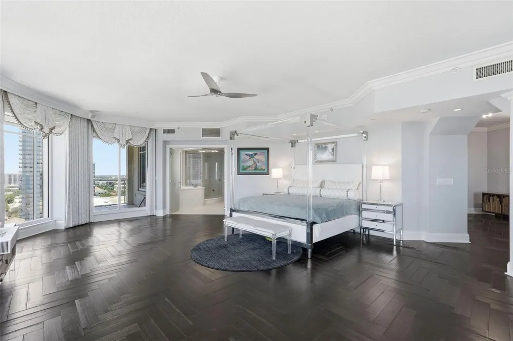 100 BEACH DRIVE NE #1900 St Petersburg, FL 33701