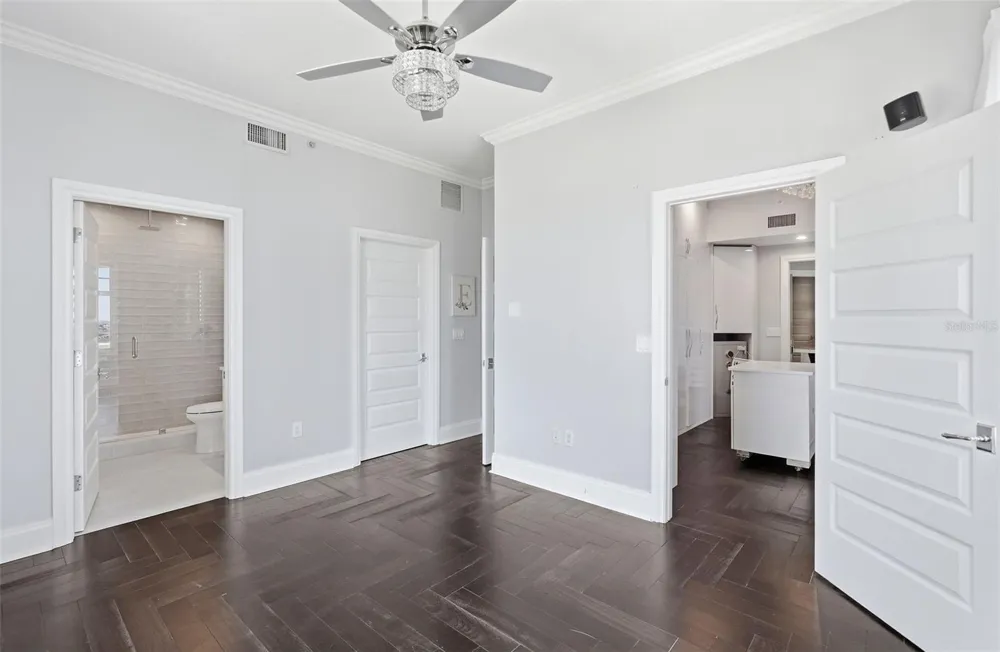 100 BEACH DRIVE NE #1900 St Petersburg, FL 33701