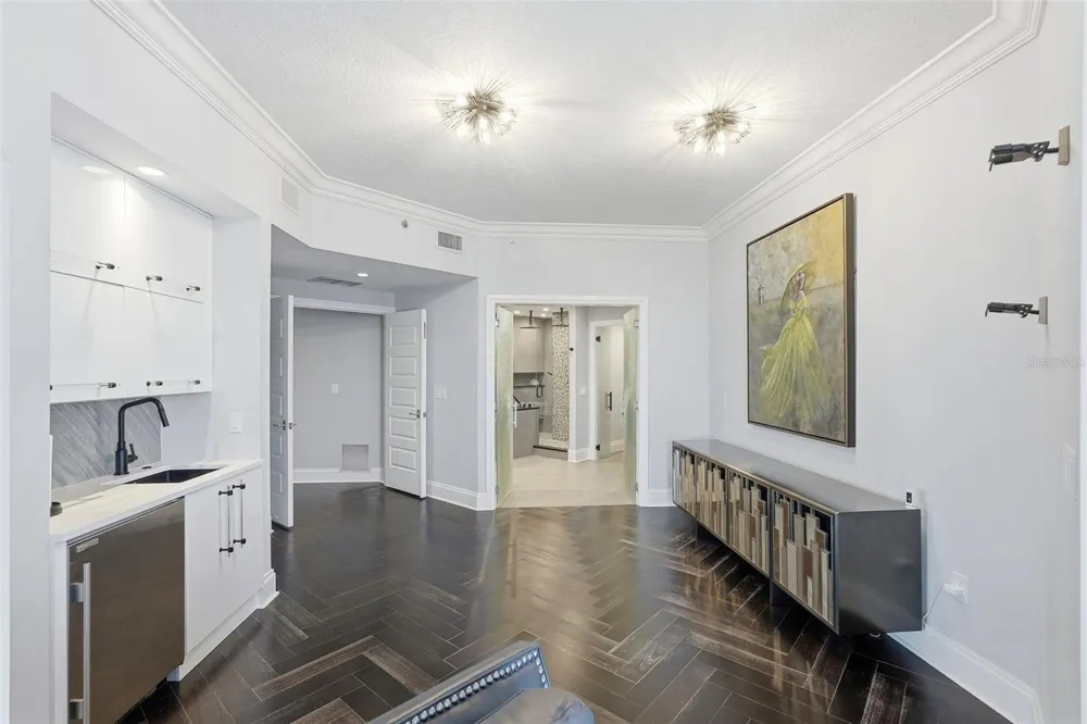 100 BEACH DRIVE NE #1900 St Petersburg, FL 33701