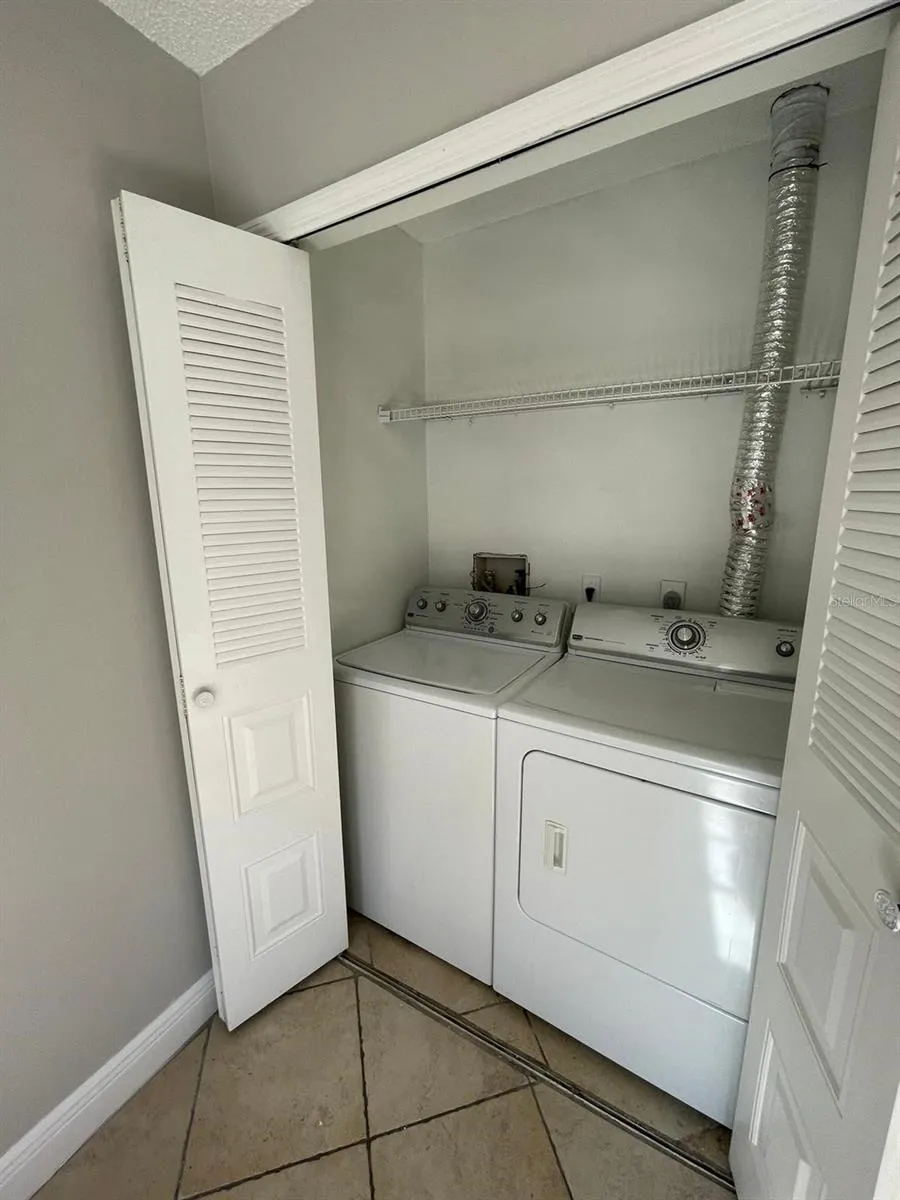 6218 YORKTOWN DRIVE #15 Orlando, FL 32807
