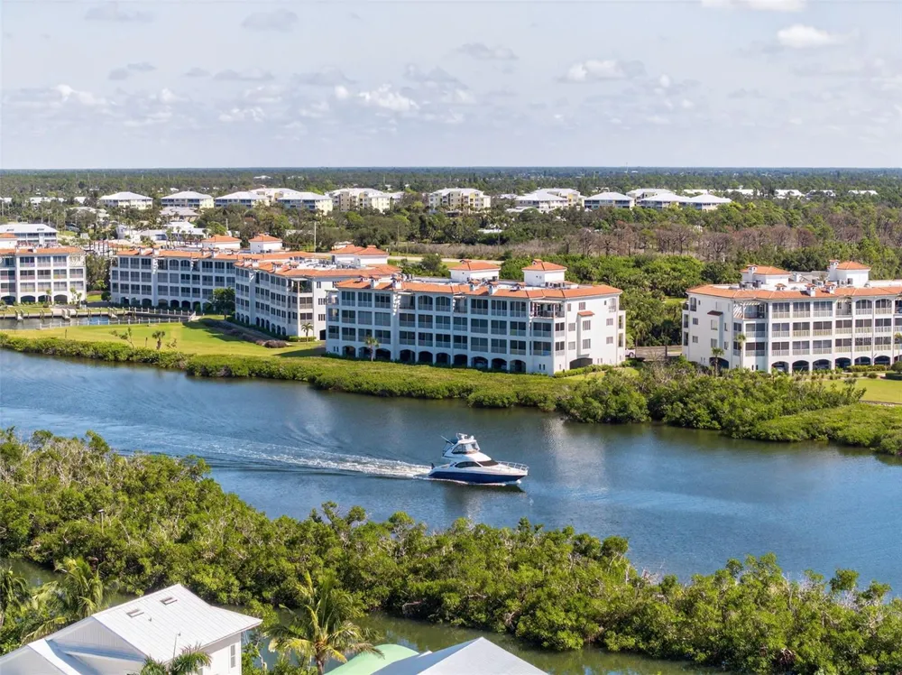 11120 HACIENDA DEL MAR BOULEVARD #F-205 Placida, FL 33946