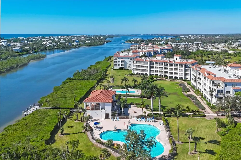 11120 HACIENDA DEL MAR BOULEVARD #F-205 Placida, FL 33946