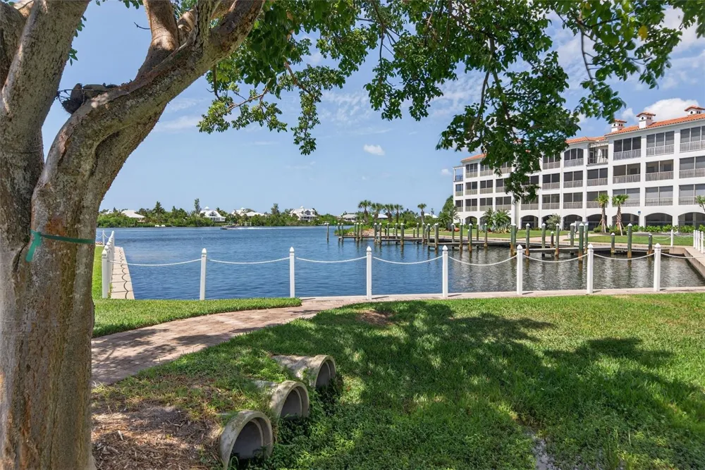 11120 HACIENDA DEL MAR BOULEVARD #F-205 Placida, FL 33946