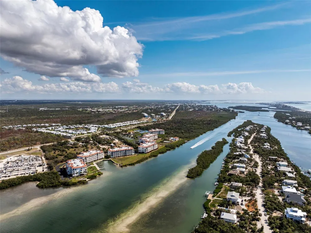11120 HACIENDA DEL MAR BOULEVARD #F-205 Placida, FL 33946