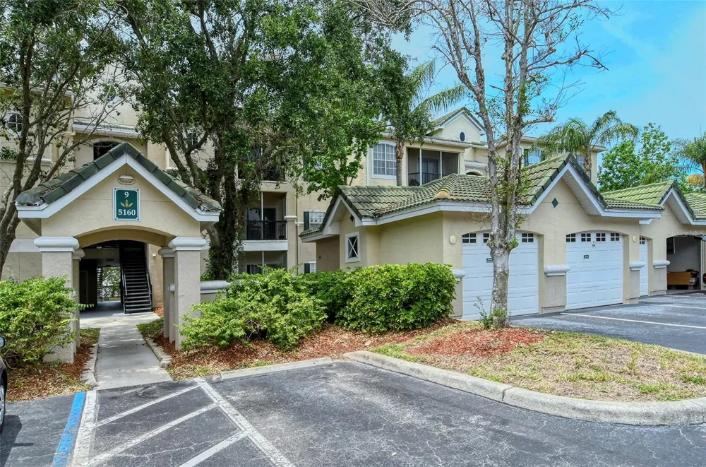 5160 NORTHRIDGE ROAD #107 Sarasota, FL 34238