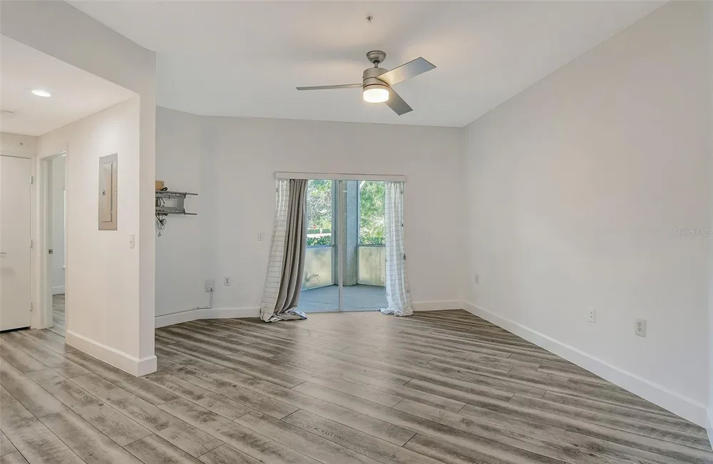 5160 NORTHRIDGE ROAD #107 Sarasota, FL 34238