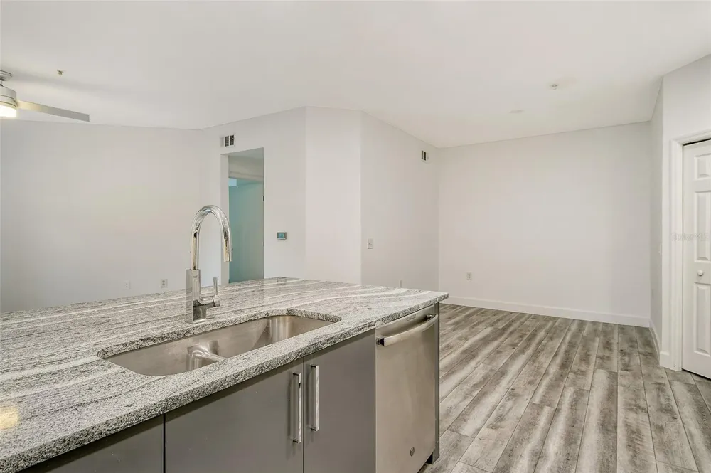 5160 NORTHRIDGE ROAD #107 Sarasota, FL 34238