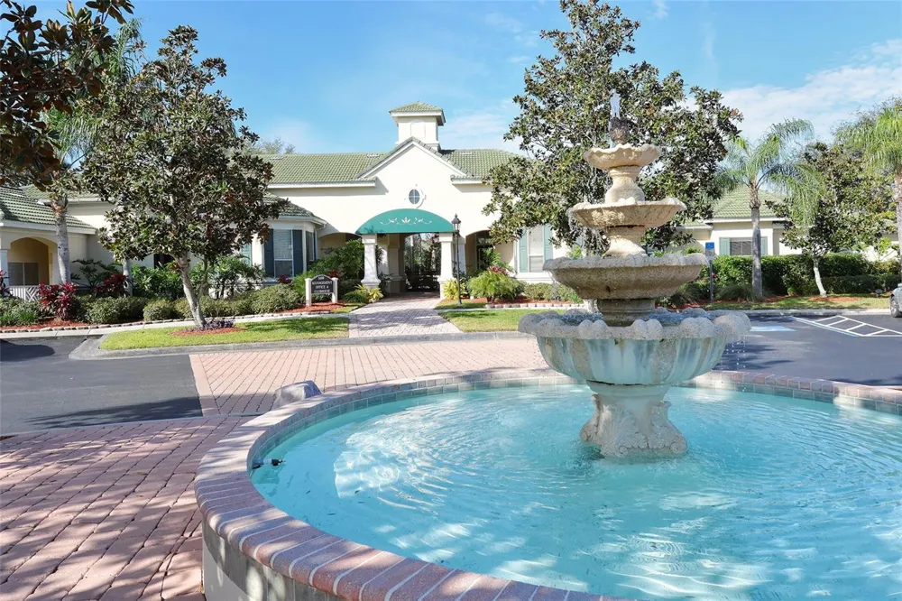 5160 NORTHRIDGE ROAD #107 Sarasota, FL 34238