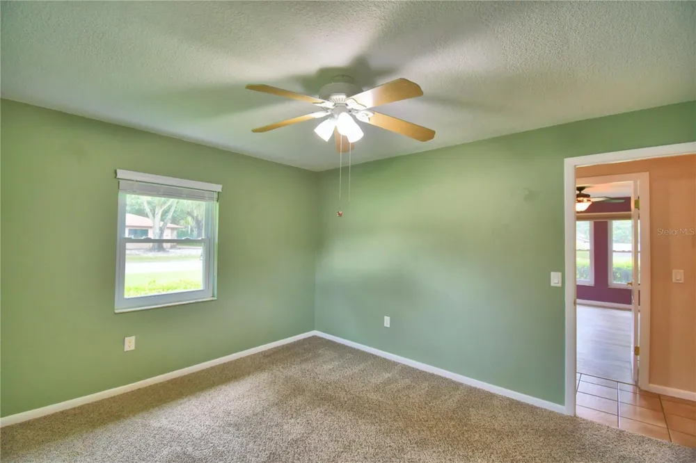 902 CRESTVIEW DRIVE Auburndale, FL 33823