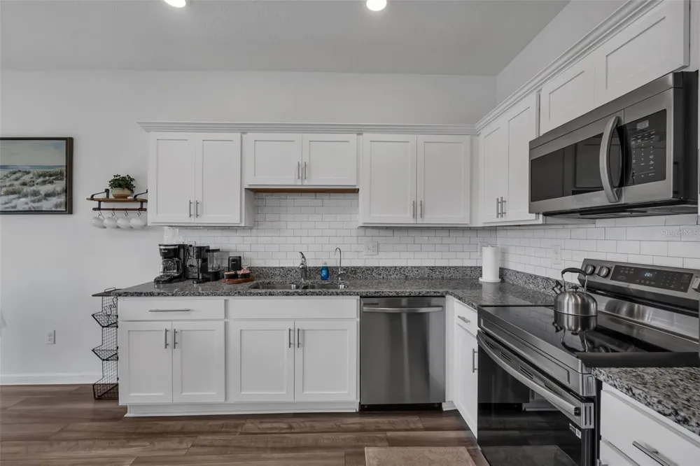 6359 KAY MORGAN LANE Gibsonton, FL 33534