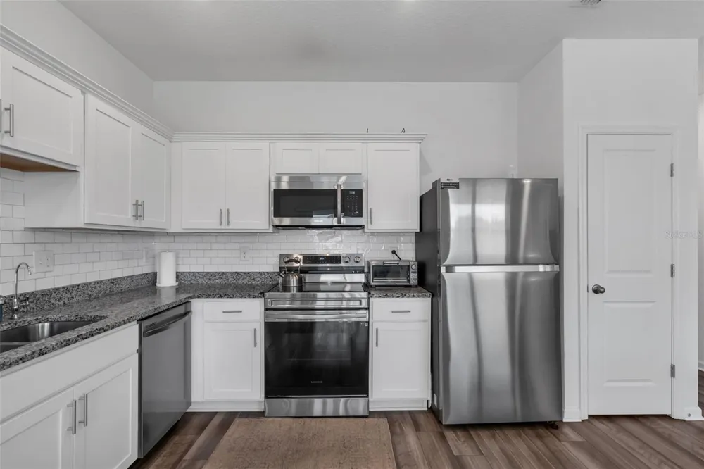 6359 KAY MORGAN LANE Gibsonton, FL 33534