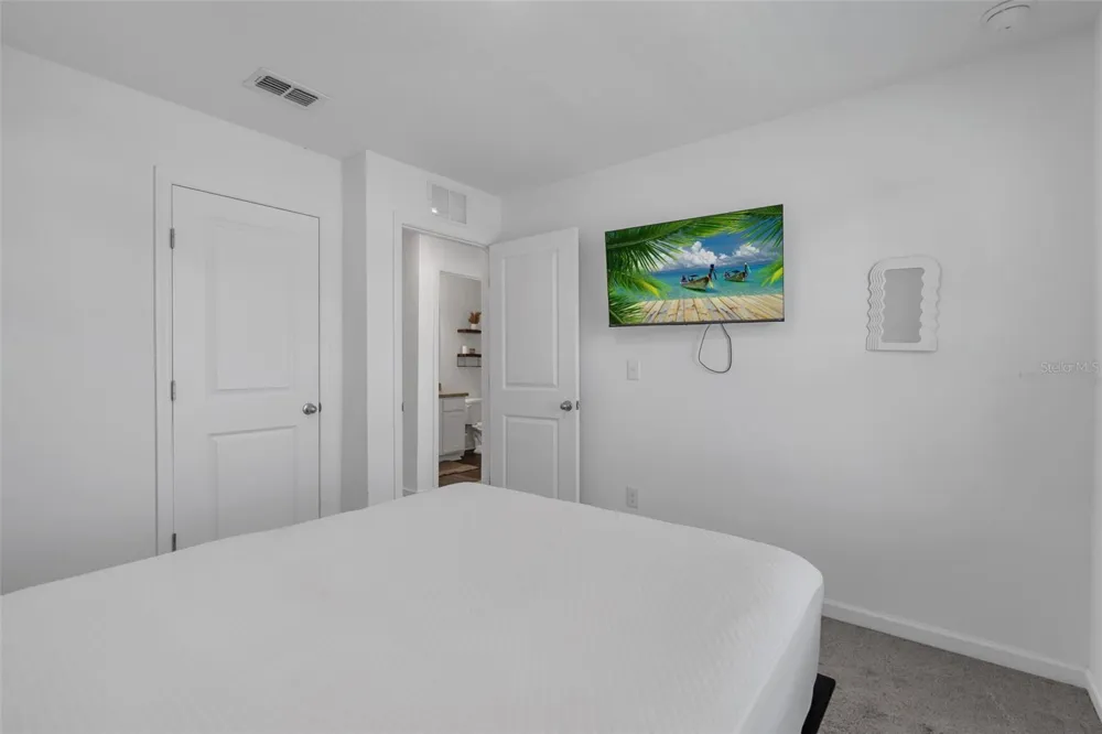6359 KAY MORGAN LANE Gibsonton, FL 33534