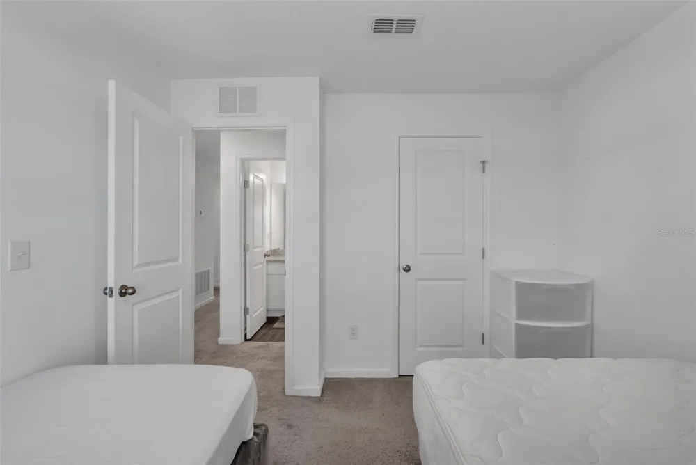 6359 KAY MORGAN LANE Gibsonton, FL 33534