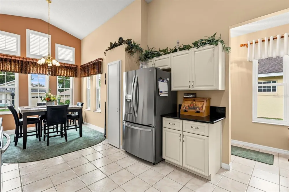 6170 SAILBOAT AVENUE Tavares, FL 32778
