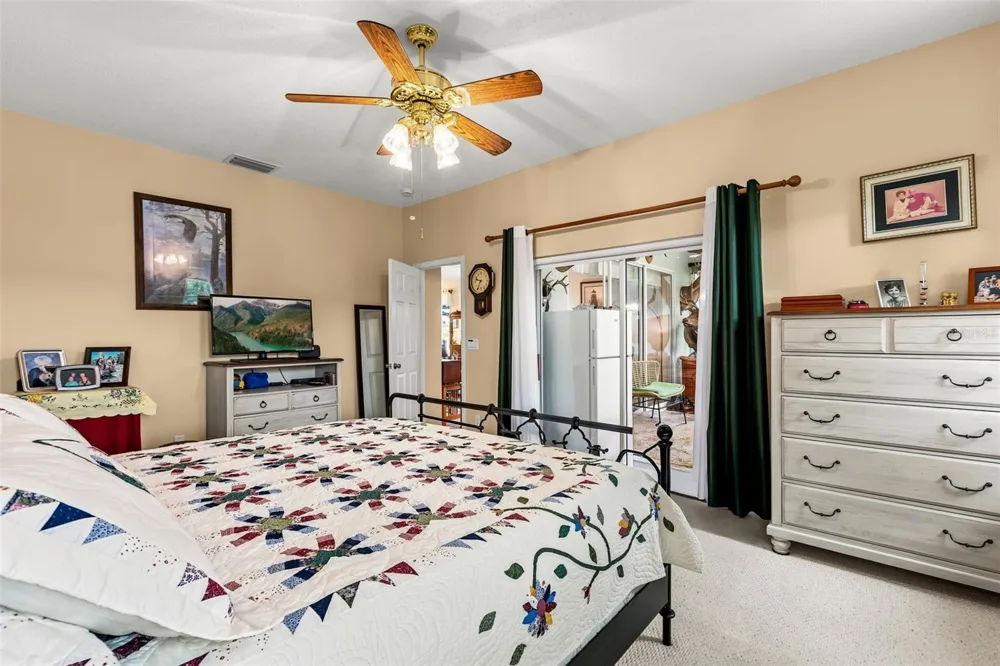 6170 SAILBOAT AVENUE Tavares, FL 32778