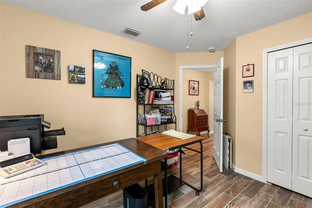 6170 SAILBOAT AVENUE Tavares, FL 32778