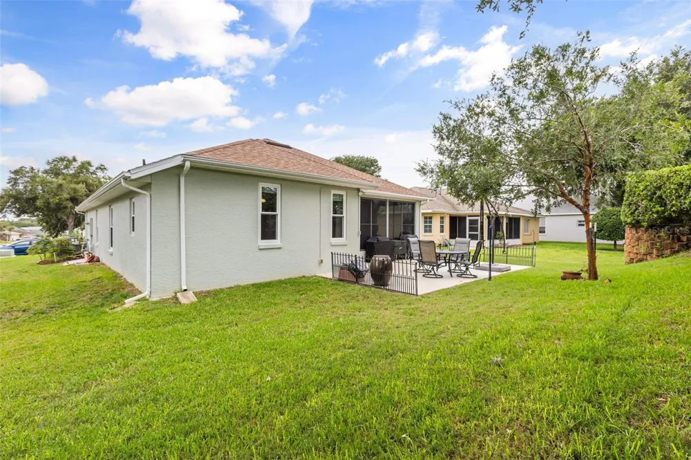 6170 SAILBOAT AVENUE Tavares, FL 32778