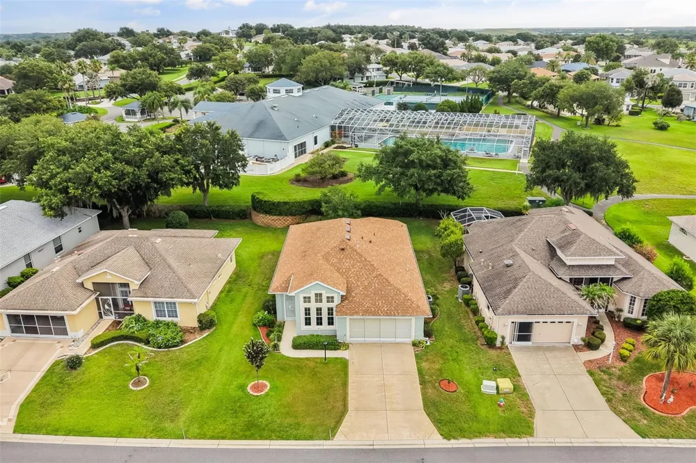 6170 SAILBOAT AVENUE Tavares, FL 32778